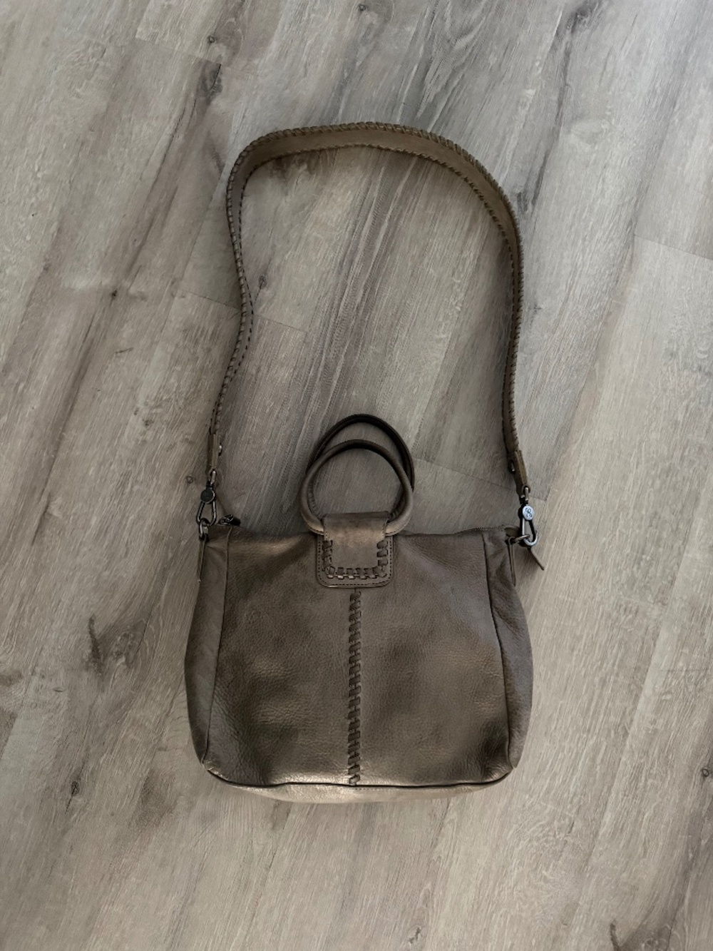 HOBO Women’s Sheila Medium Satchel Taupe Leather